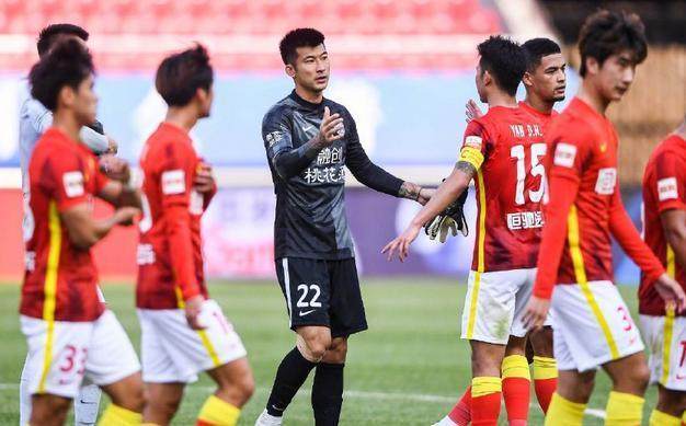 官方网站-广州从争冠天堂跌到残酷凡间 王朝终结也是新开始